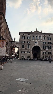 Discover the Charm of Piazza dei Signori in Verona