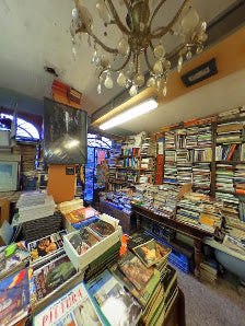 Explore Libreria Acqua Alta in Venice: A Must-See for Italy Tours