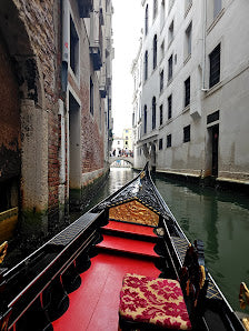 Gondola Ride in Venice: Top Italy Tour for 2024 Adventure