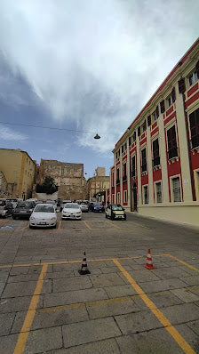 Discover the Royal Palace of Cagliari: An Unmissable Trip in Italy