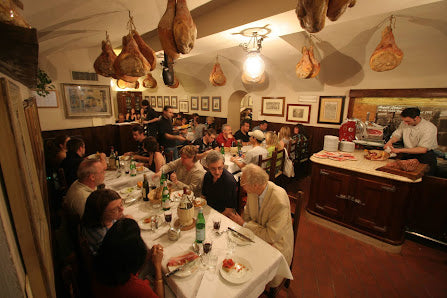 Il Latini Restaurant: Must-Visit for Authentic Italian Food in Florence