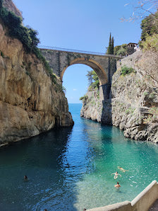 Explore Fiordo di Furore Beach: Italy Tours & Tips for 2024