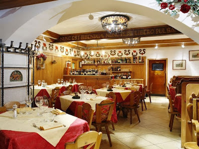 Ra Stua: Enjoy Authentic Italian Dishes in Cortina d'Ampezzo