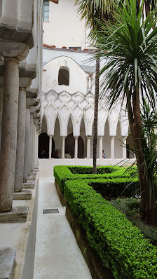 Explore the Cloister of Paradise: Top Amalfi Trip Highlights