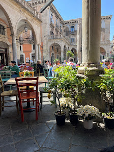 Authentic Pizza Making in Catania: Top Things to Do in Italy 2024