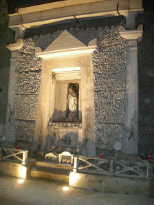 Fontanelle Cemetery: A Hauntingly Unique Experience in Naples