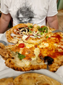 Authentic Pizza at Antica Pizzeria Port'Alba in Naples