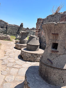 Pompeii Helicopter Tour: A Bird's Eye View of Ancient Ruins