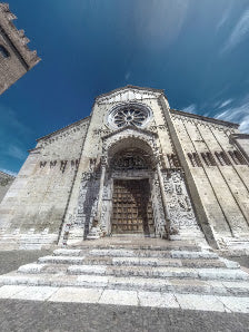 Explore the San Zeno Maggiore Basilica in Verona