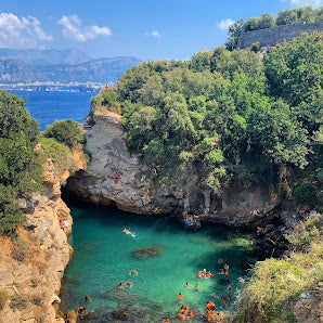 Exploring the Tranquility of the Baths of Queen Giovanna in Sorrento