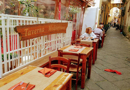 Sorrento Trip: Explore Inn Bufalito Taverna Mediterranea and indulge in Authentic Mediterranean Cuisine