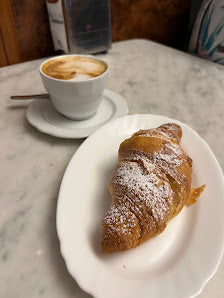 Discover the Renowned Caffe Borsari on Your Verona Trip