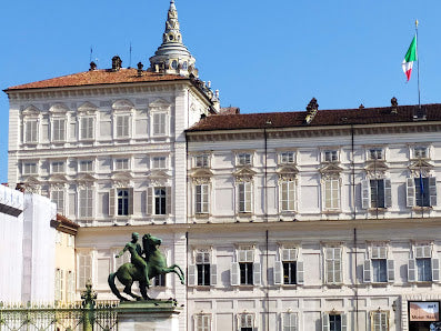 Discover the Royal Palace of Turin on your trip to Italy