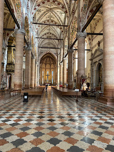 Visit Sant'Anastasia Church for an Unforgettable Verona Experience