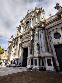 Discover Catania's Piazza del Duomo: Top Attractions in Italy Tours