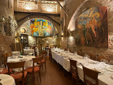 Experience a Memorable Trip to Siena with a Visit to Antica Osteria da Divo