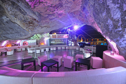 Experience Amalfi Nightlife: Dance at Africana Famous Club in Italy