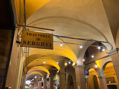 Authentic Italian Dining in Bologna: Best Italy Tours & Food Tips