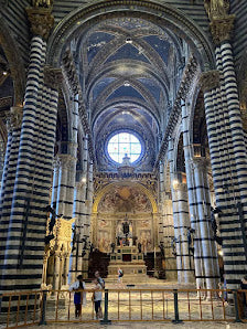 Discover the Santa Maria della Scala in Siena