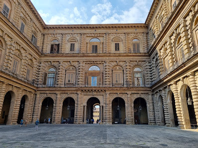 Explore Pitti Palace: Top Florence Attraction for Italy Tours 2024