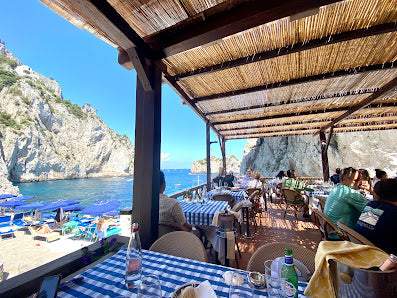 Capri Boat Tours 2024: Explore Luigi ai Faraglioni & Italian Beauty