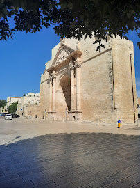 Unforgettable Sunset Trip at Porta Napoli in Lecce