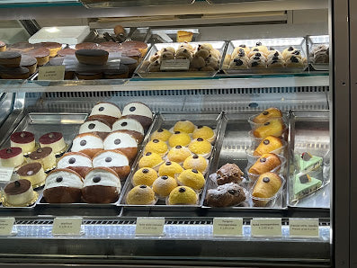 Indulge in a Delicious Trip to Pasticceria Natale in Lecce