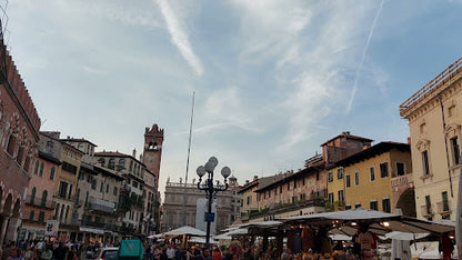 Discover Verona's Iconic Landmark: Torre dei Lamberti