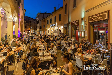 Bravo Caffe Bologna: Chic Cafe & Best Italian Food in Italy Tours