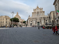 Discover Catania's Piazza del Duomo: Top Attractions in Italy Tours