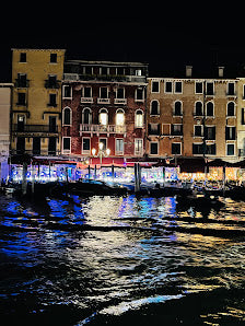 Gondola Ride in Venice: Top Italy Tour for 2024 Adventure