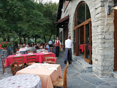 Local Italian Food at Locanda dell'Isola Comacina, Lake Como Tours